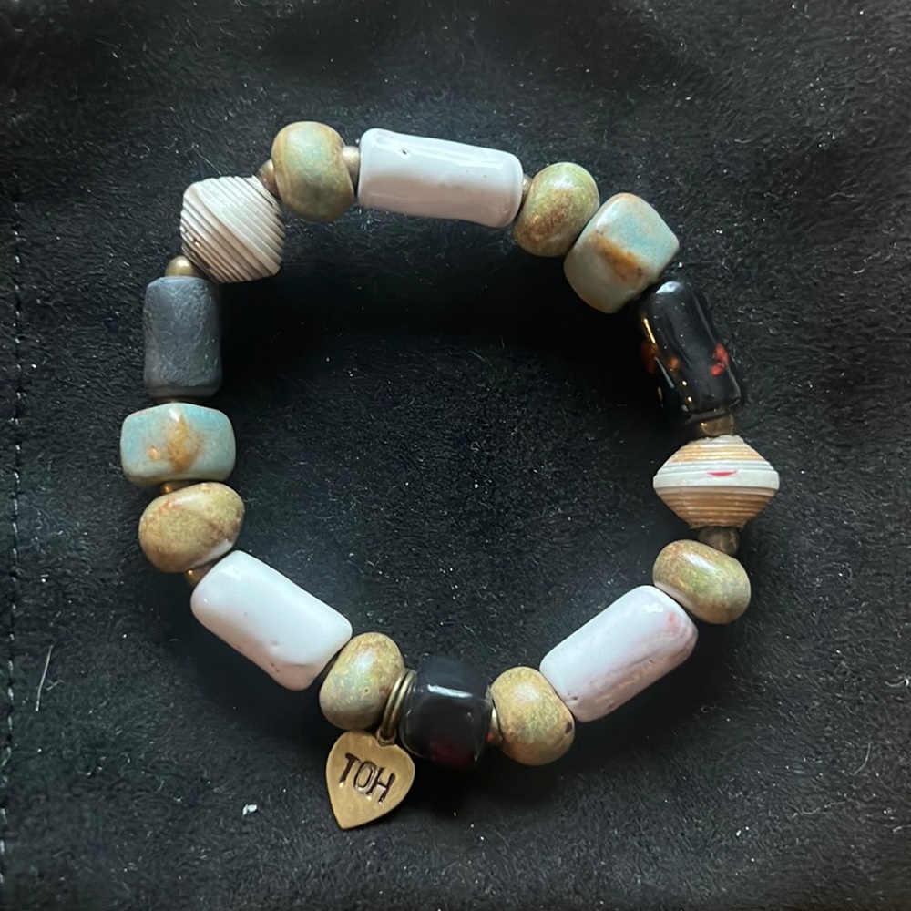 Trades of Hope stretch bracelet